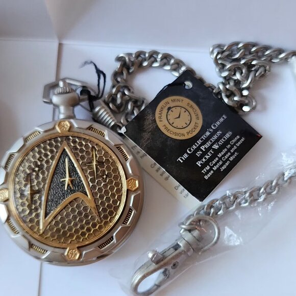 Vintage 2000 - Star Trek USS Enterprise Pocket Watch w/22k Details. New w/o box - Picture 1 of 15